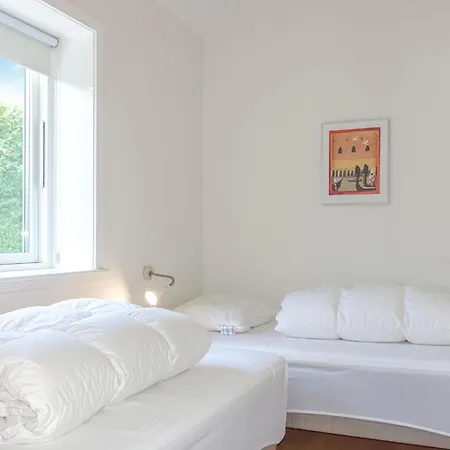 Gorgeous In With Wifi *